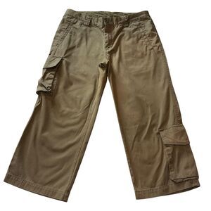 GAP Women's Size 10 Olive Green Cropped Cargo Pants Casual
